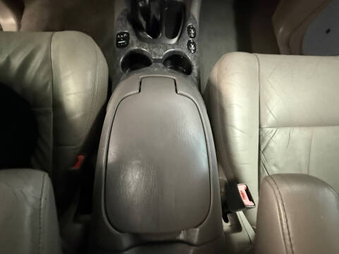 2004 Toyota Sequoia Limited