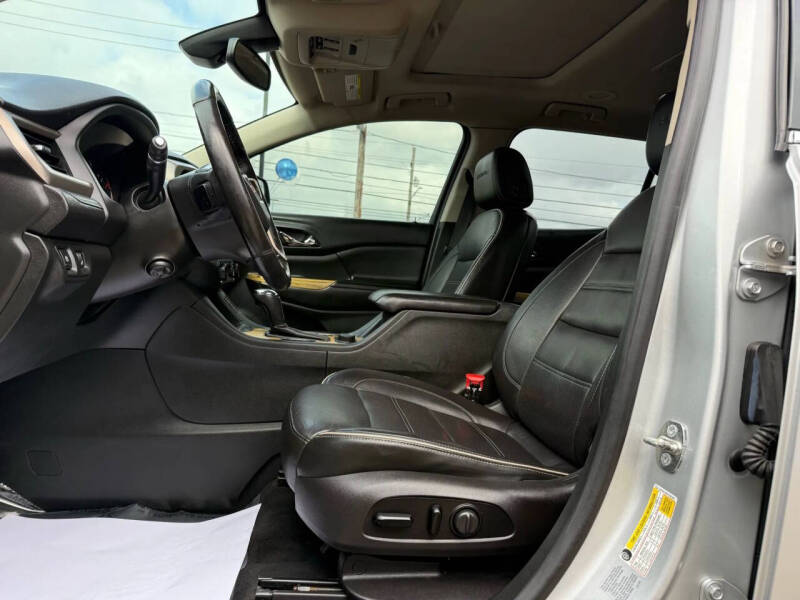 2017 GMC Acadia Denali