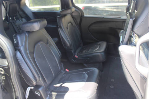2018 Chrysler Pacifica Touring L Plus