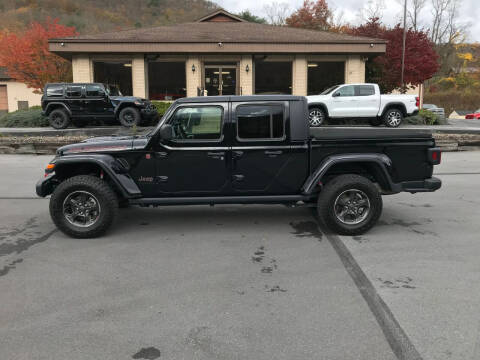 2022 Jeep Gladiator for sale at K & L AUTO SALES, INC in Mill Hall PA