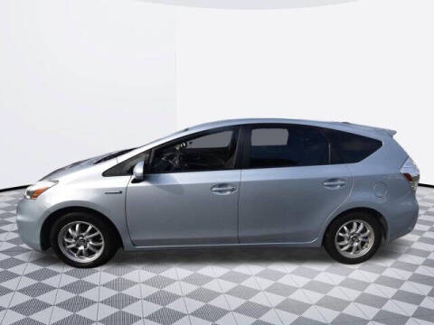 2012 Toyota Prius v Three