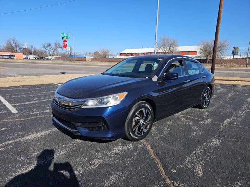 2017 Honda Accord for sale at EGM Auto in Midwest City OK