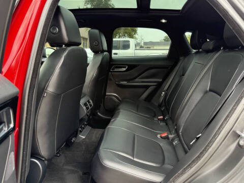 2018 Jaguar F-PACE 25t Premium