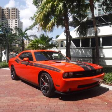 2009 Dodge Challenger for sale at Choice Auto in Fort Lauderdale FL