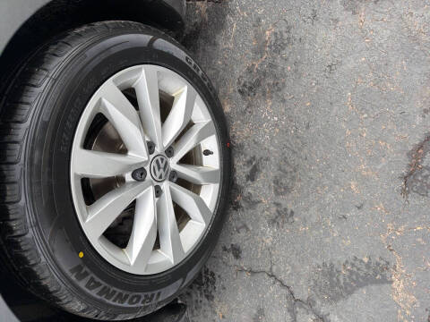 2017 Volkswagen Beetle 1.8T Classic