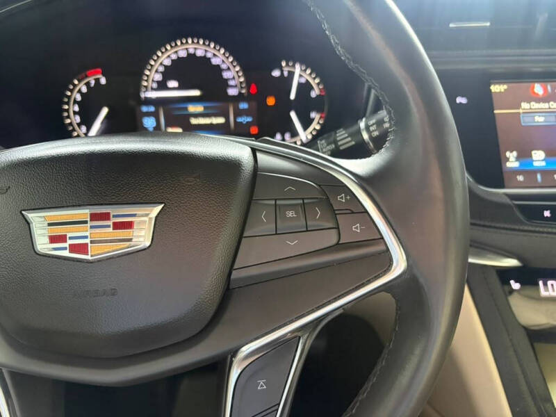 2018 Cadillac XT5 Luxury