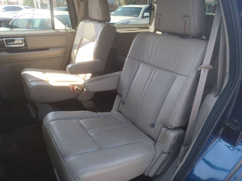 2017 Lincoln Navigator Select