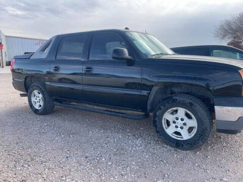 2005 Chevrolet Avalanche for sale at BENHAM AUTO INC in Lubbock TX