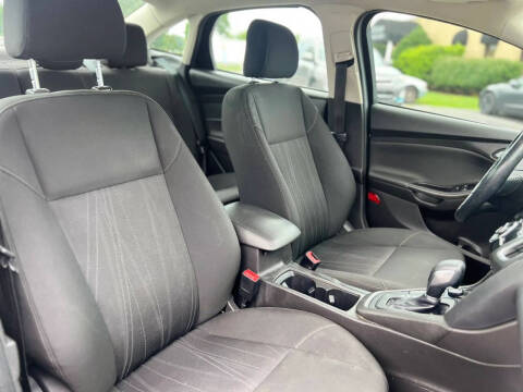 2017 Ford Focus SEL