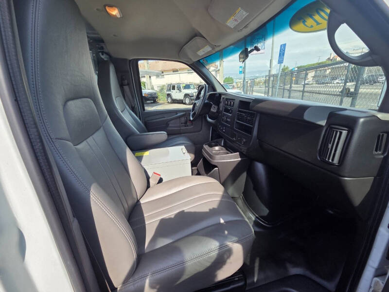 2015 Chevrolet Express 2500