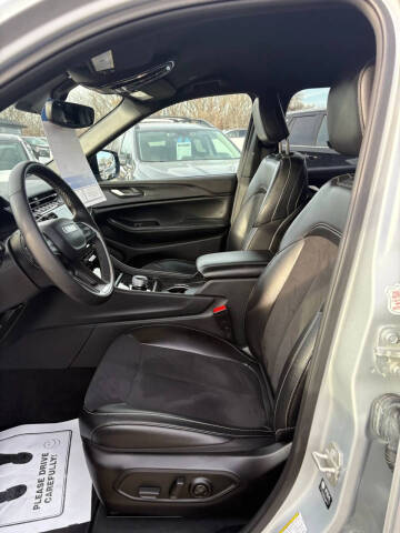 2023 Jeep Grand Cherokee L