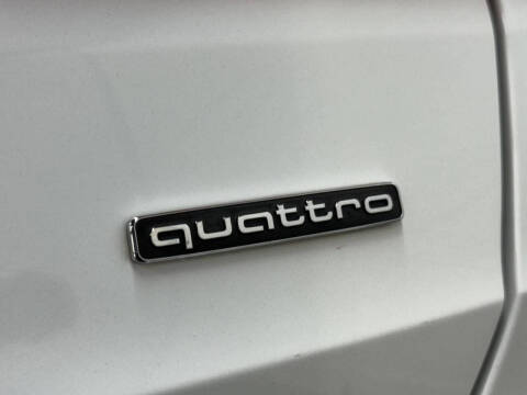 2019 Audi Q3 quattro Premium 45 TFSI
