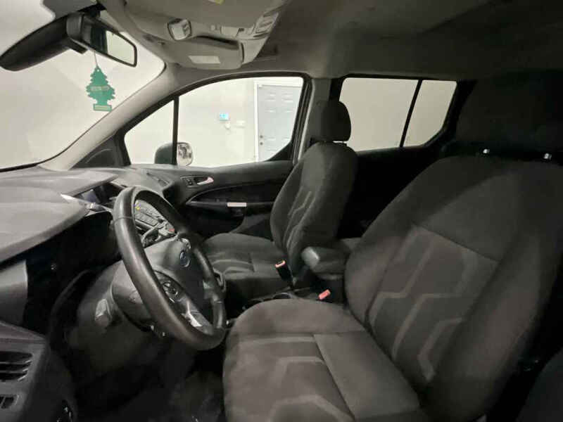2017 Ford Transit Connect XLT