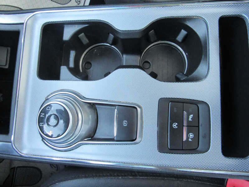 2021 Ford Edge Titanium