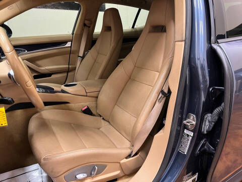 2014 Porsche Panamera