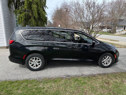 2017 Chrysler Pacifica Touring Plus