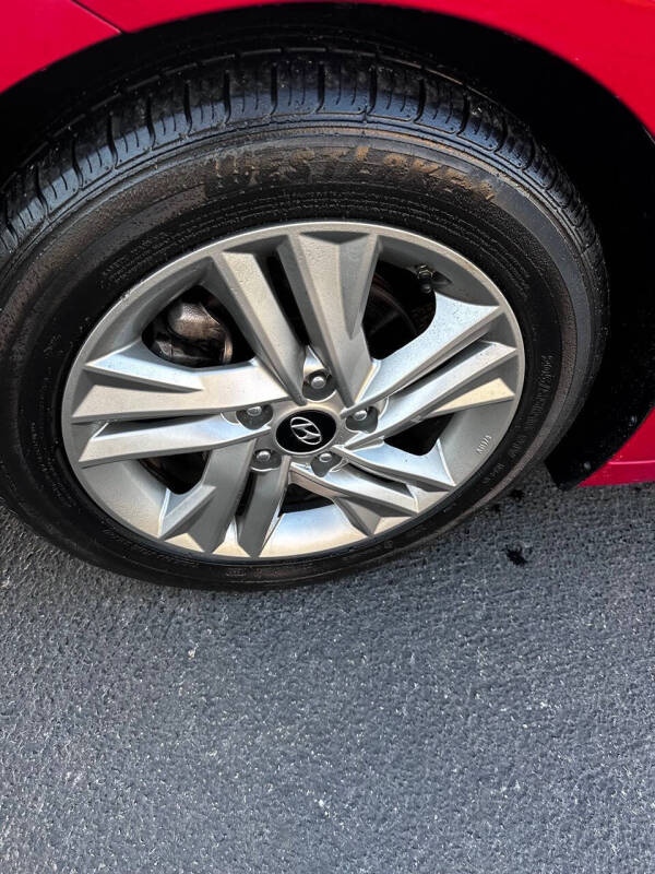 2020 Hyundai Elantra SEL