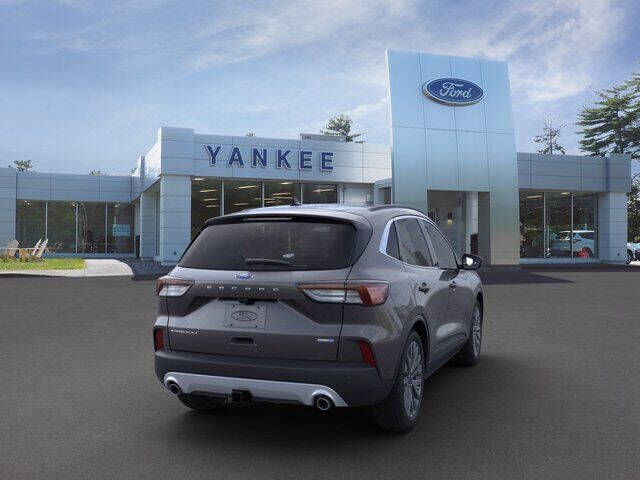 2020 Ford Escape Titanium