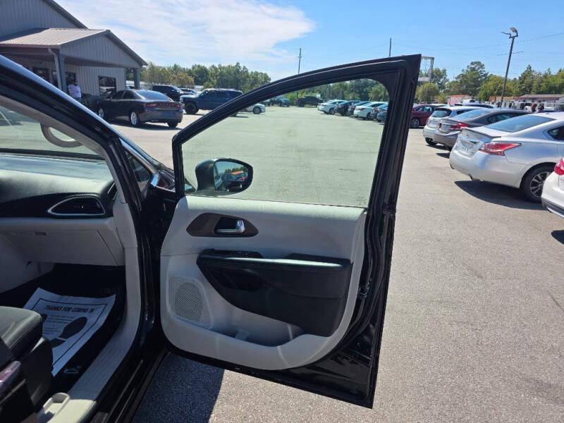 2018 Chrysler Pacifica LX