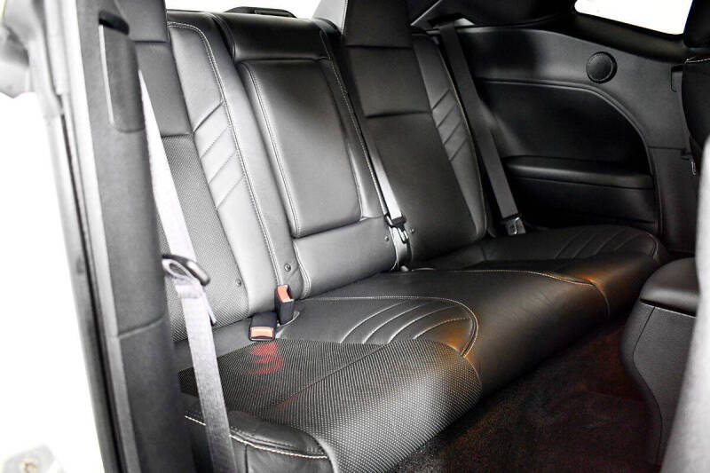 2015 Dodge Challenger SRT Hellcat