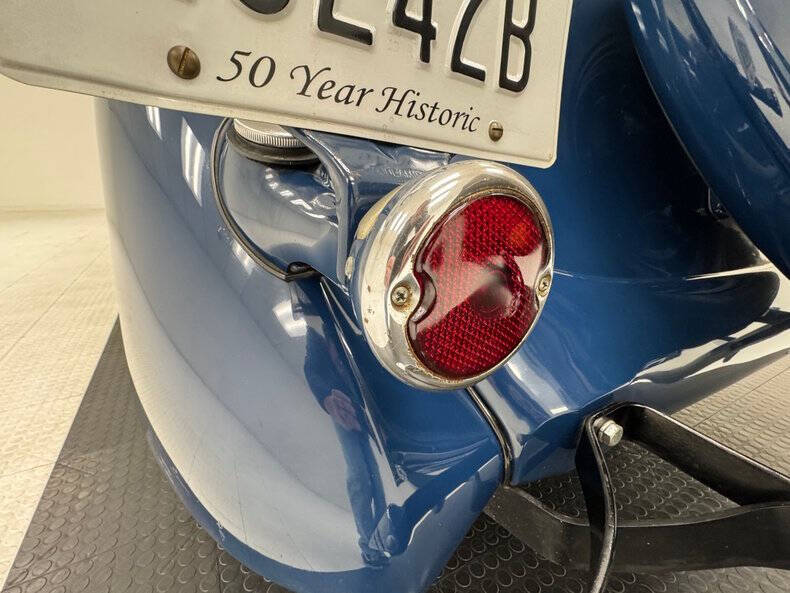 1936 Ford Deluxe