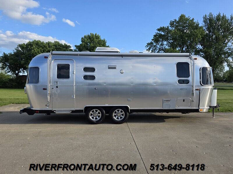 2018 Airstream Flying Cloud 25FB