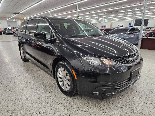 2017 Chrysler Pacifica Touring