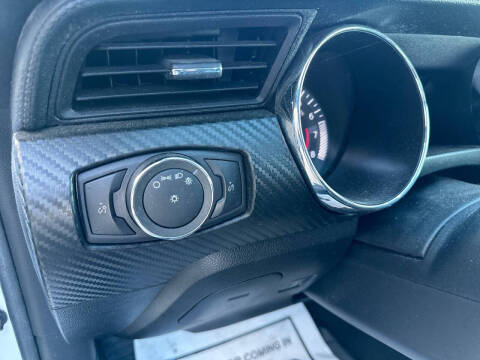 2016 Ford Mustang V6