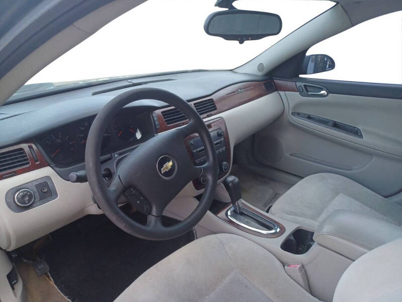 2008 Chevrolet Impala LS photo 10