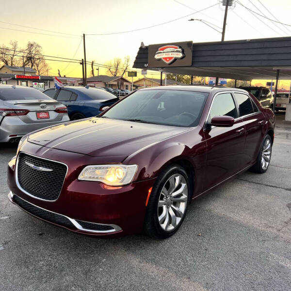 2019 Chrysler 300 Touring