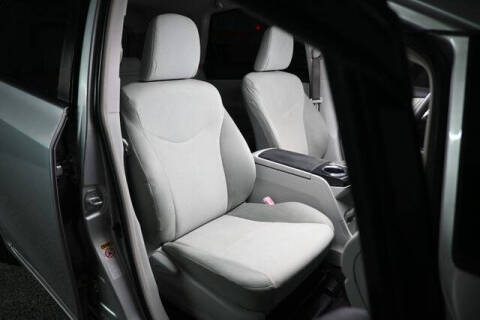 2013 Toyota Prius v Three