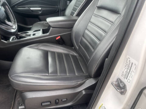 2019 Ford Escape SEL