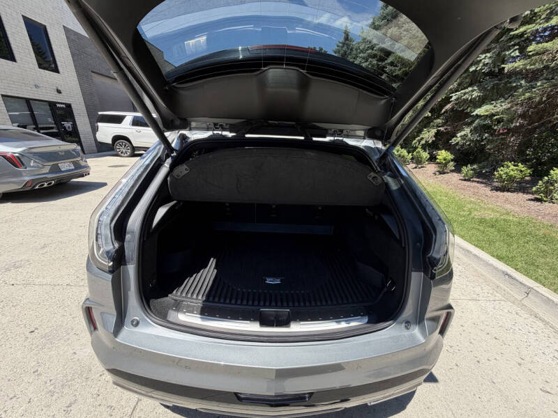 2024 Cadillac XT4 Sport