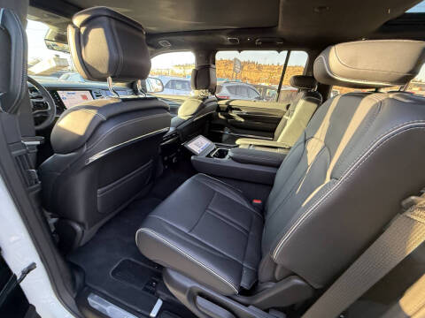 2024 Jeep Grand Wagoneer Obsidian