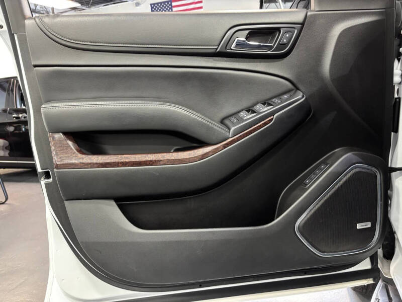 2020 GMC Yukon XL SLT