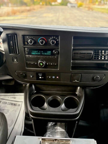 2018 GMC Savana 3500