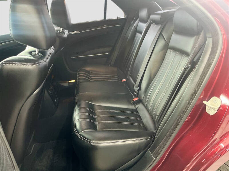 2023 Chrysler 300 S V6