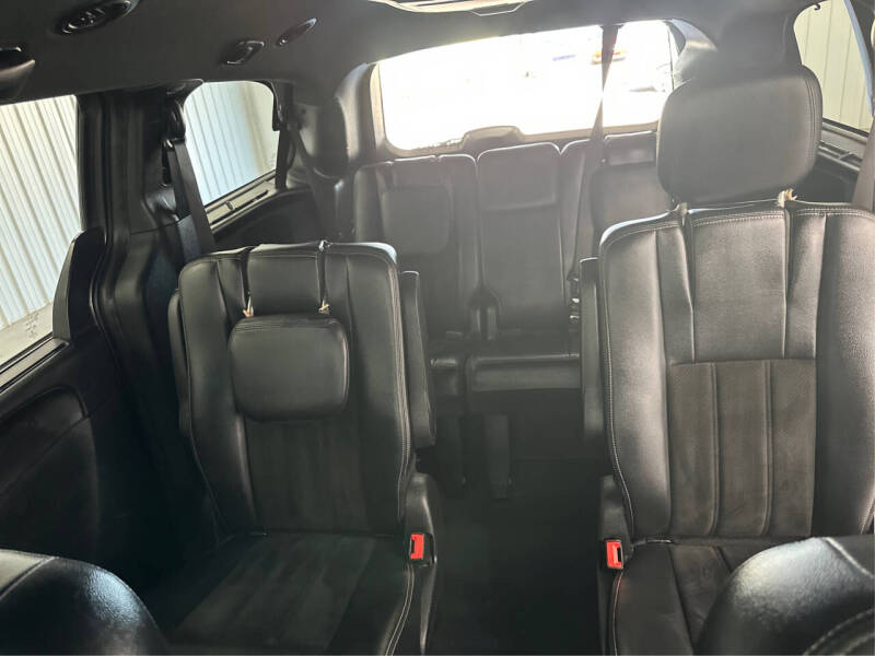 2015 Dodge Grand Caravan SXT Plus