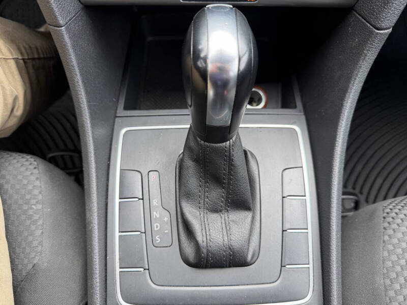 2013 Volkswagen Passat