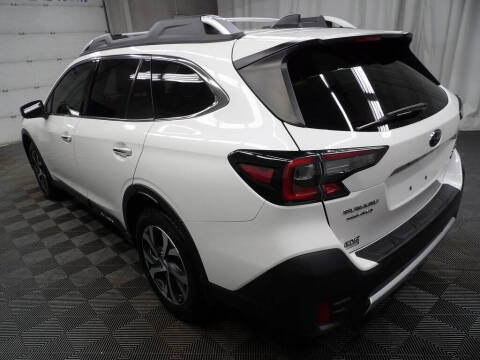 2022 Subaru Outback Touring XT