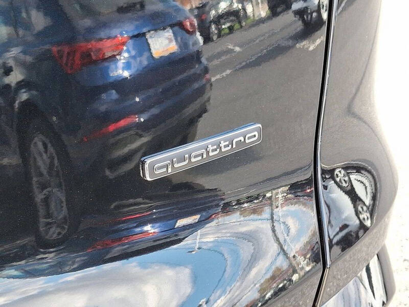 2025 Audi Q5 quattro Premium Plus TFSI