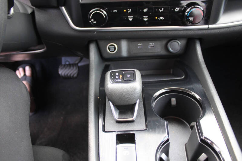 2023 Nissan Rogue S