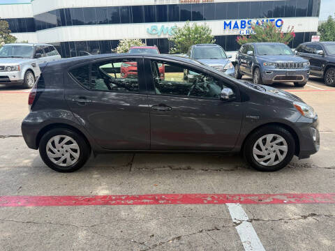 2015 Toyota Prius c One