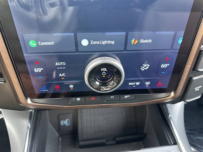 2022 Ford F-150 Lightning Lariat