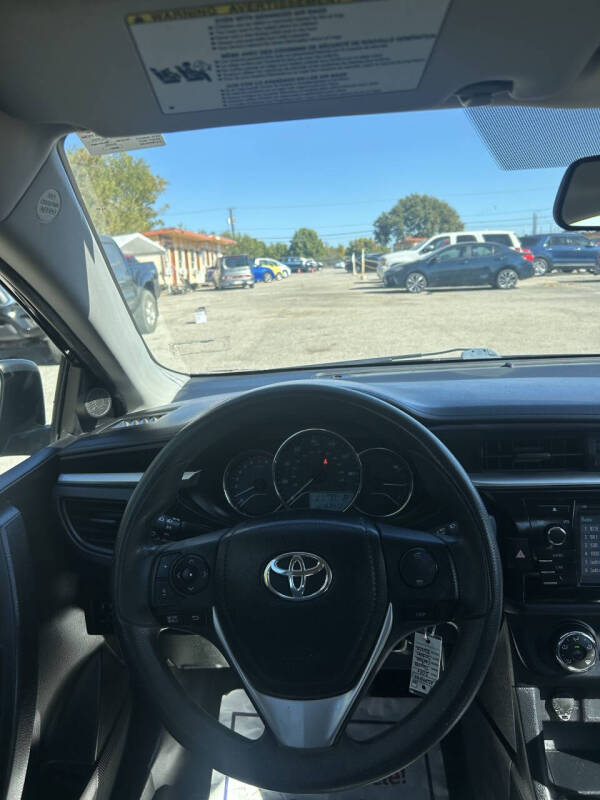 2016 Toyota Corolla LE