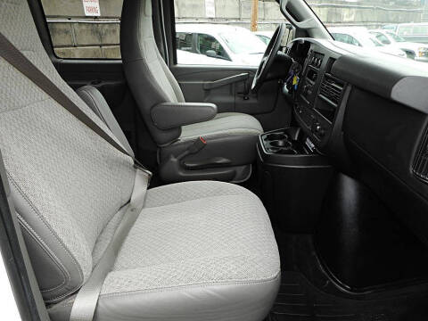 2016 Chevrolet Express LT 3500
