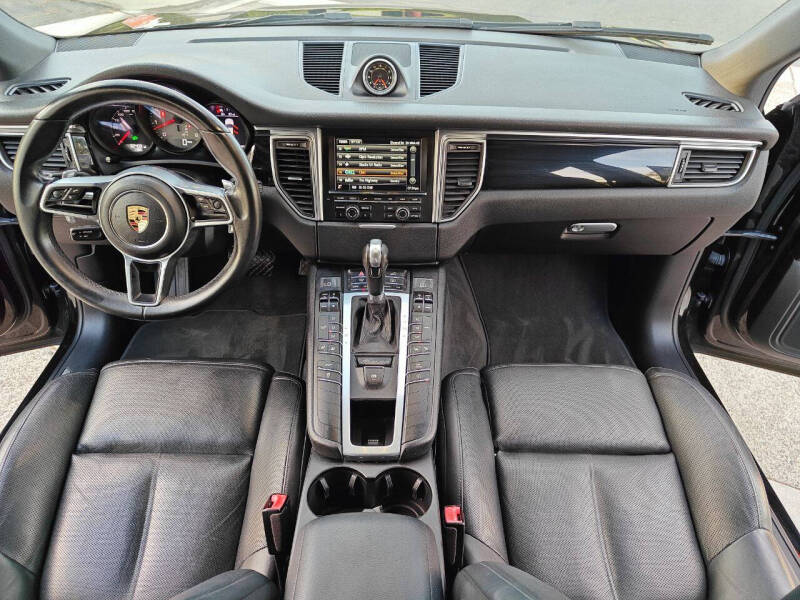 2016 Porsche Macan S