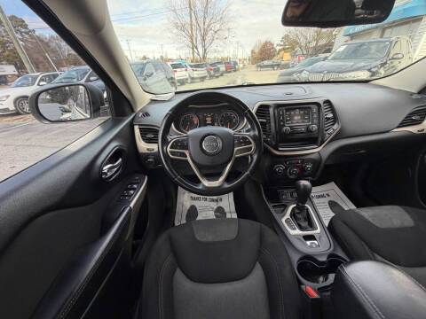 2017 Jeep Cherokee Sport Altitude