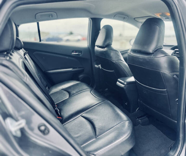2017 Toyota Prius Two