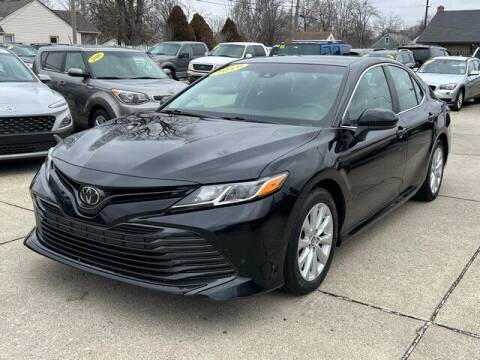2019 Toyota Camry for sale at Road Runner Auto Sales TAYLOR - Road Runner Auto Sales in Taylor MI
